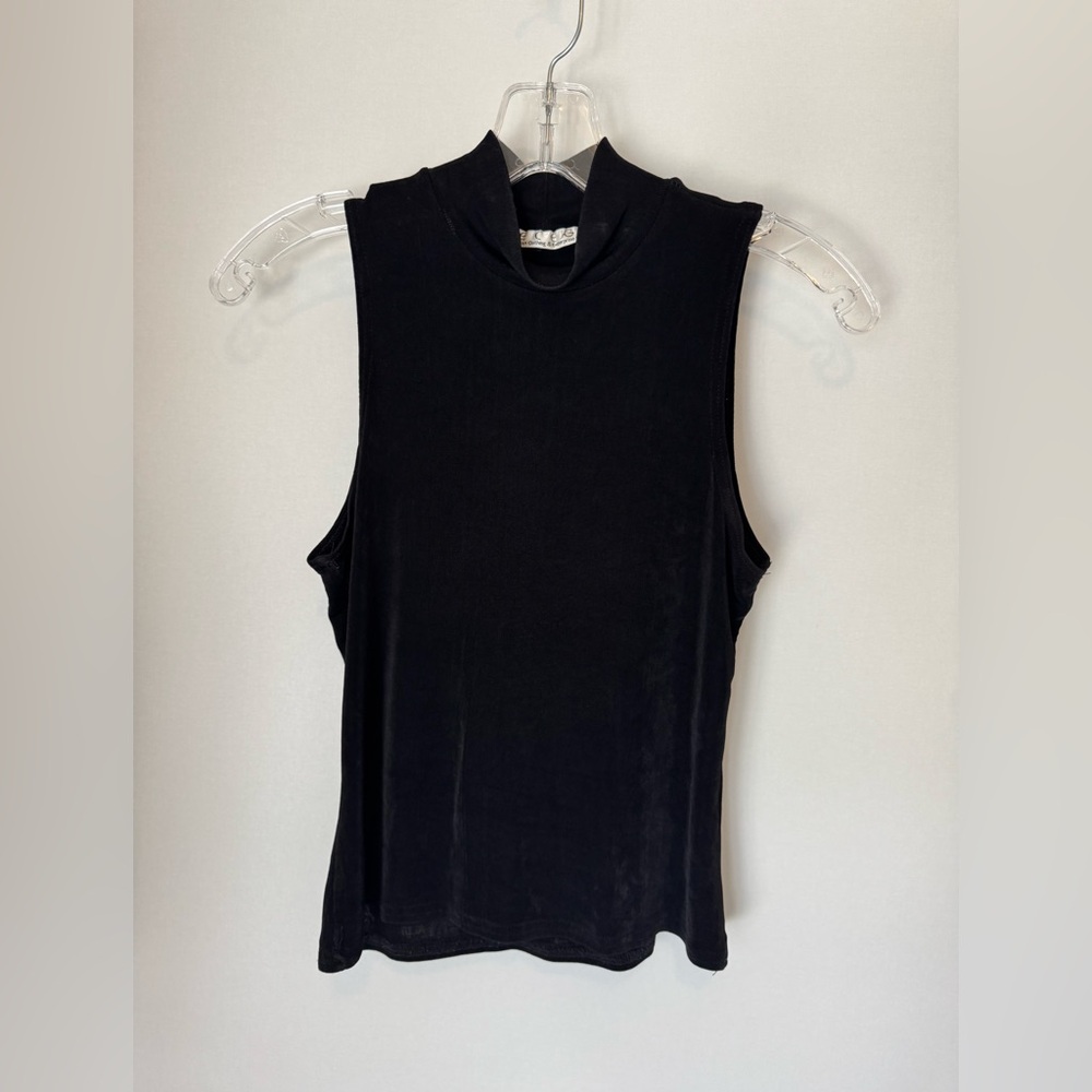 Vintage Elegant Black Sleeveless mock neck Top slinky size small